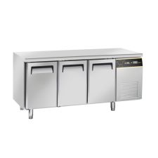 3-Door Commercial Counter Fridge 70-cm Depth -2°C / + 8 ° C